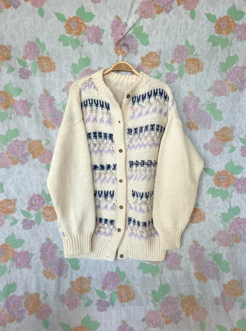 90's Detailed Button Sweater
