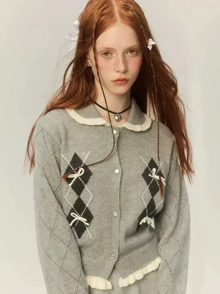 Argyle Collar Buttoned Knitted Cardigan
