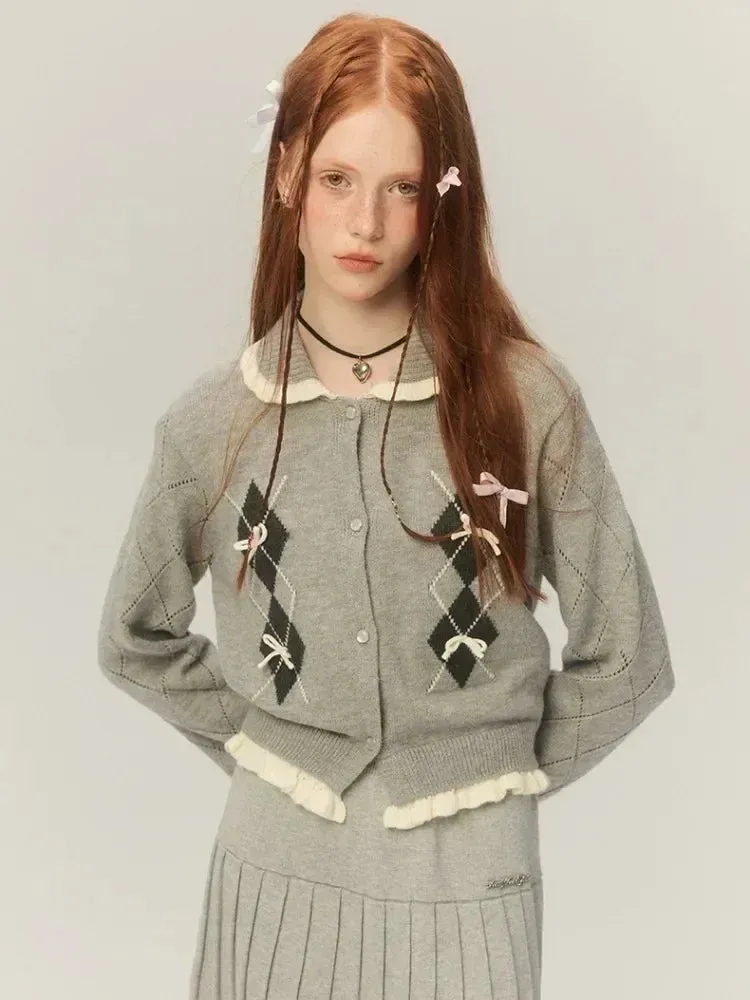 Argyle Collar Buttoned Knitted Cardigan