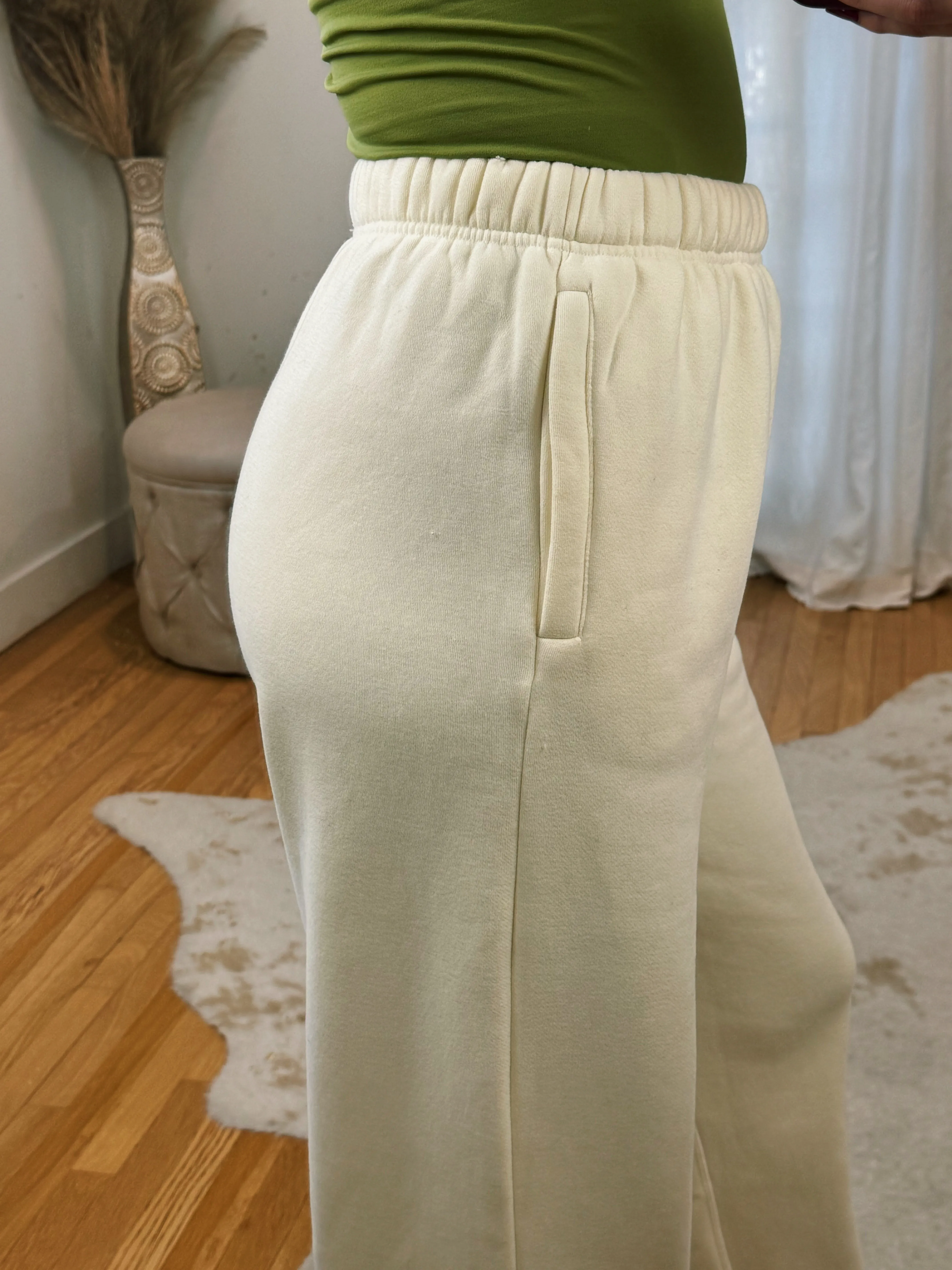 Comfort Wide Leg Sweatpants