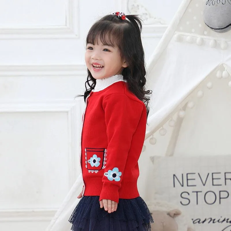 Girls' sweaters and cardigans do not fade