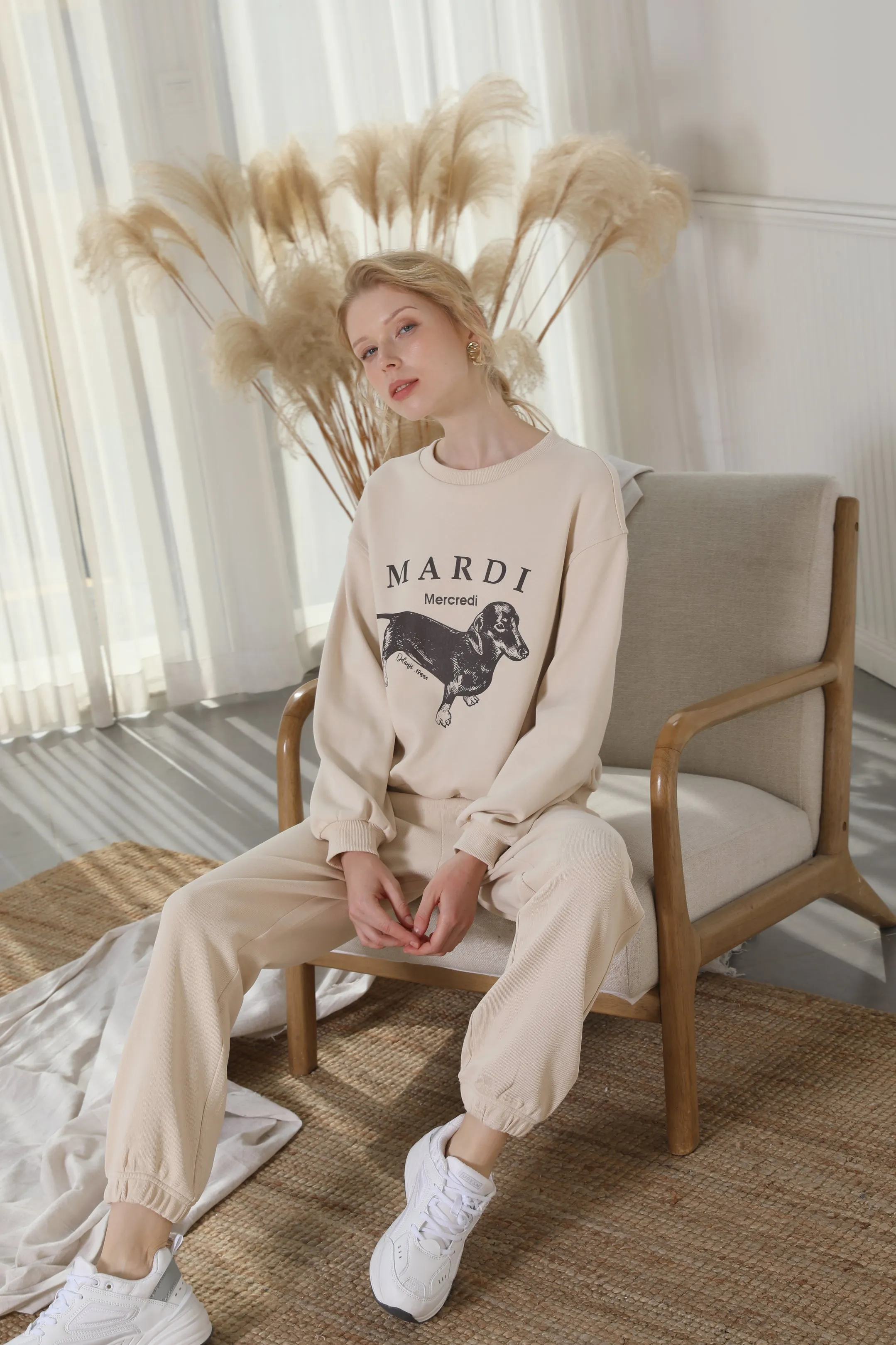 High Waisted Sweatpants Creamy Beige