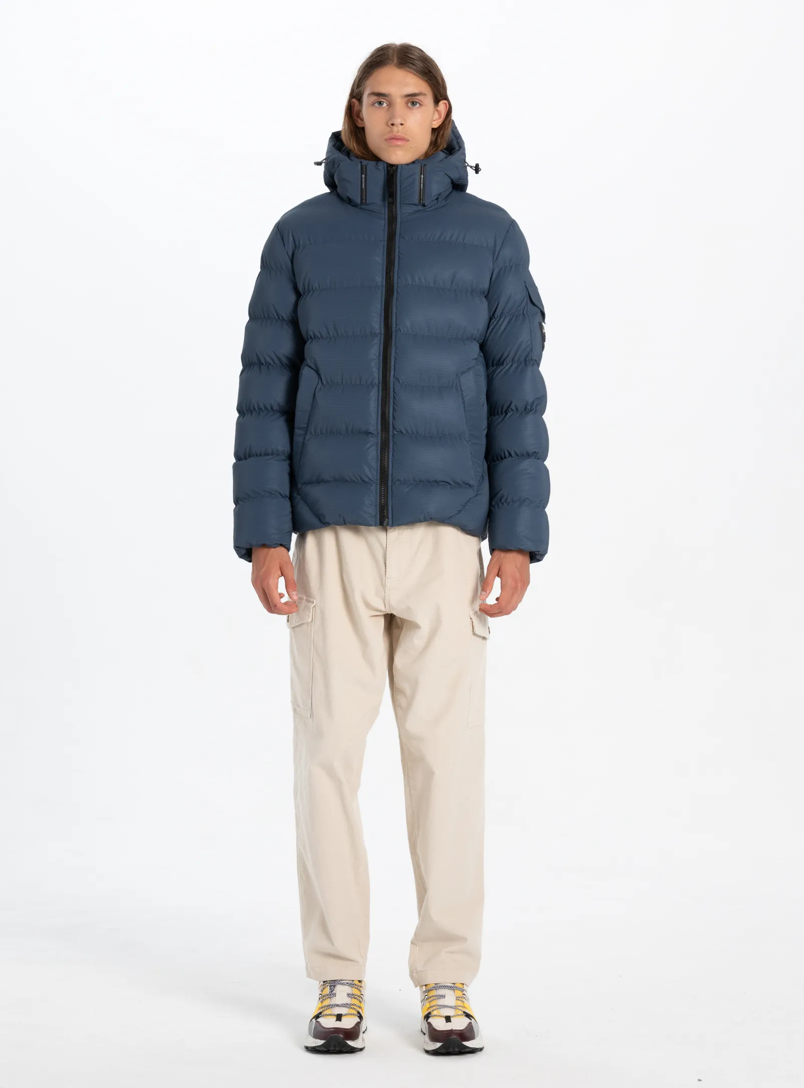 HUNTLEY | Matte Shine Puffer || HUNTLEY | Polaire jacquard texturé