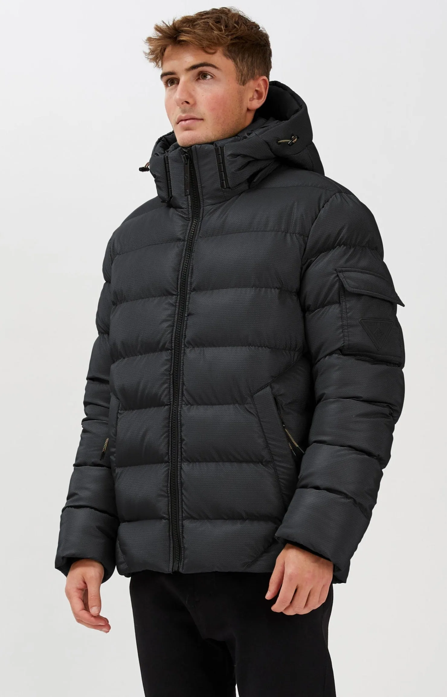 HUNTLEY | Matte Shine Puffer || HUNTLEY | Polaire jacquard texturé