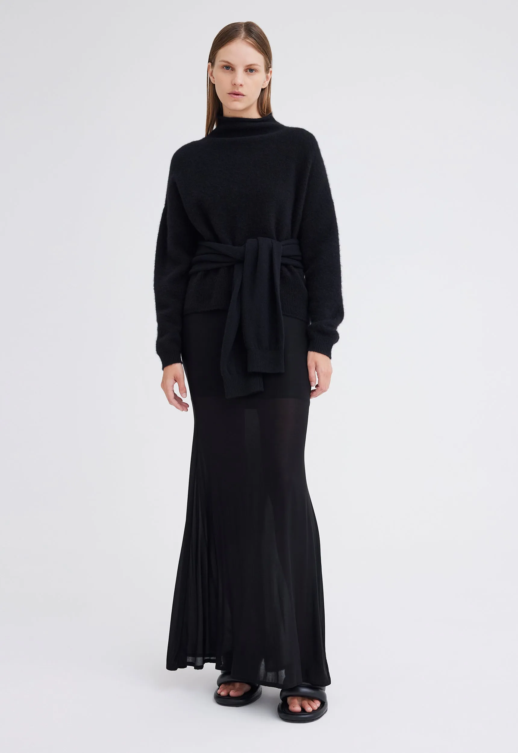 Limber Cashmere Scarf - Black