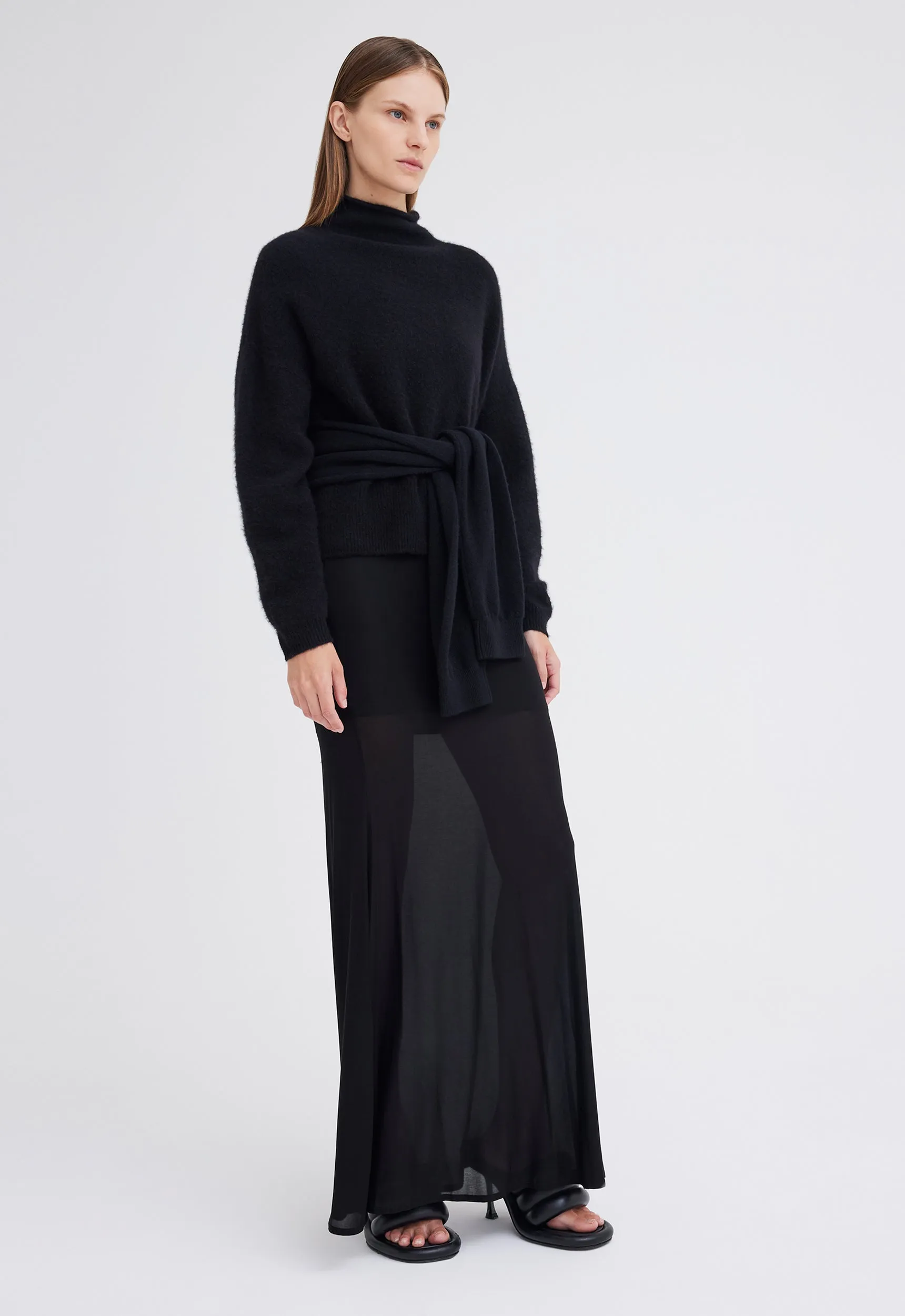 Limber Cashmere Scarf - Black