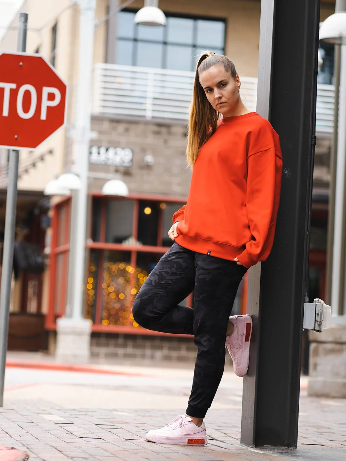 Notorious Sweater - Bright Red