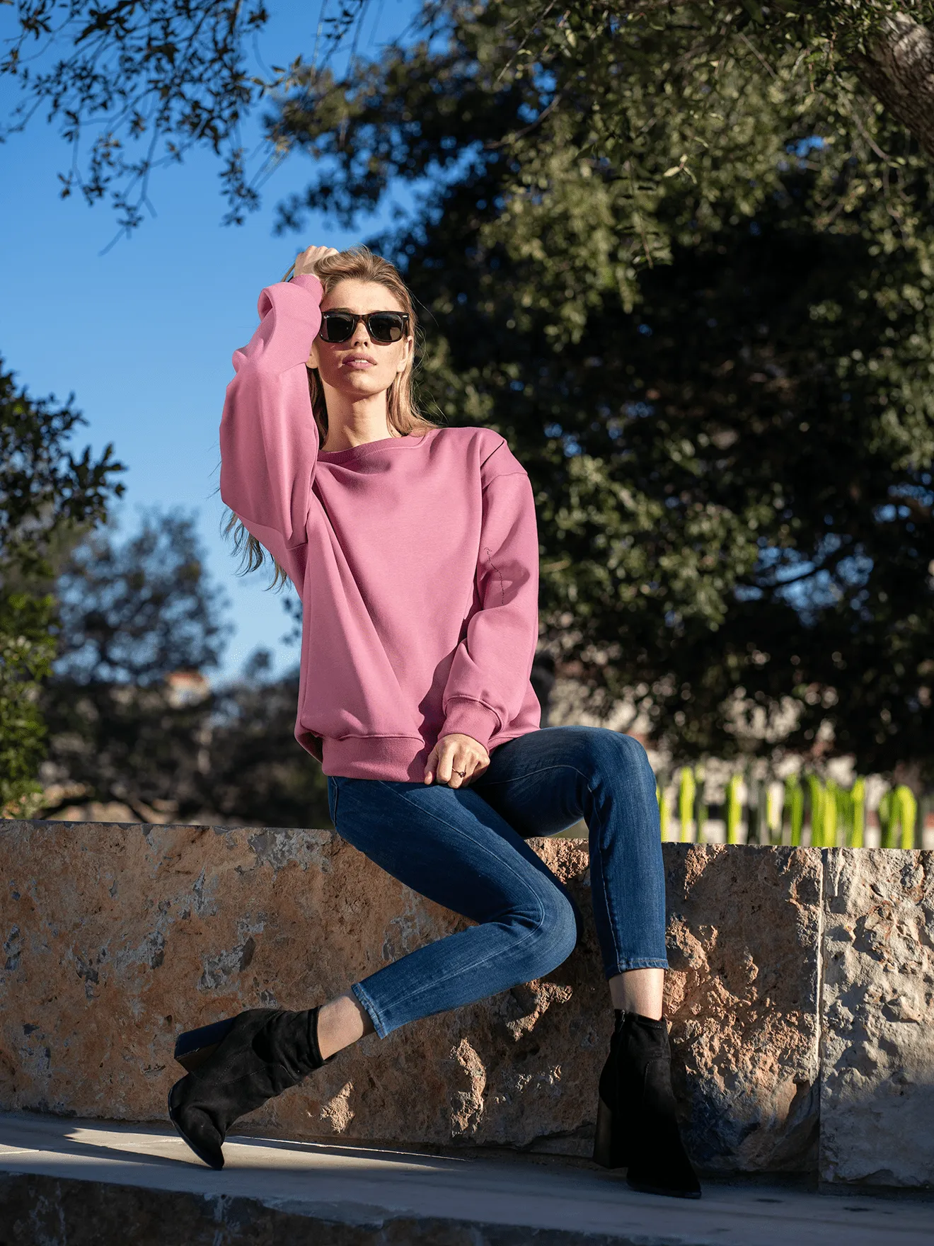 Notorious Sweater - Dark Pink
