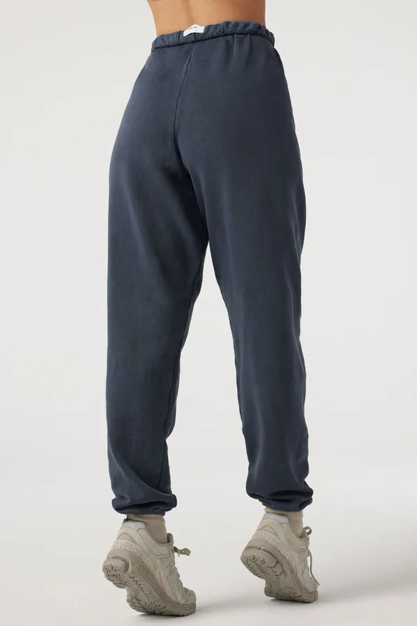 OVERSIZED JOGGER - WASHED NAVY