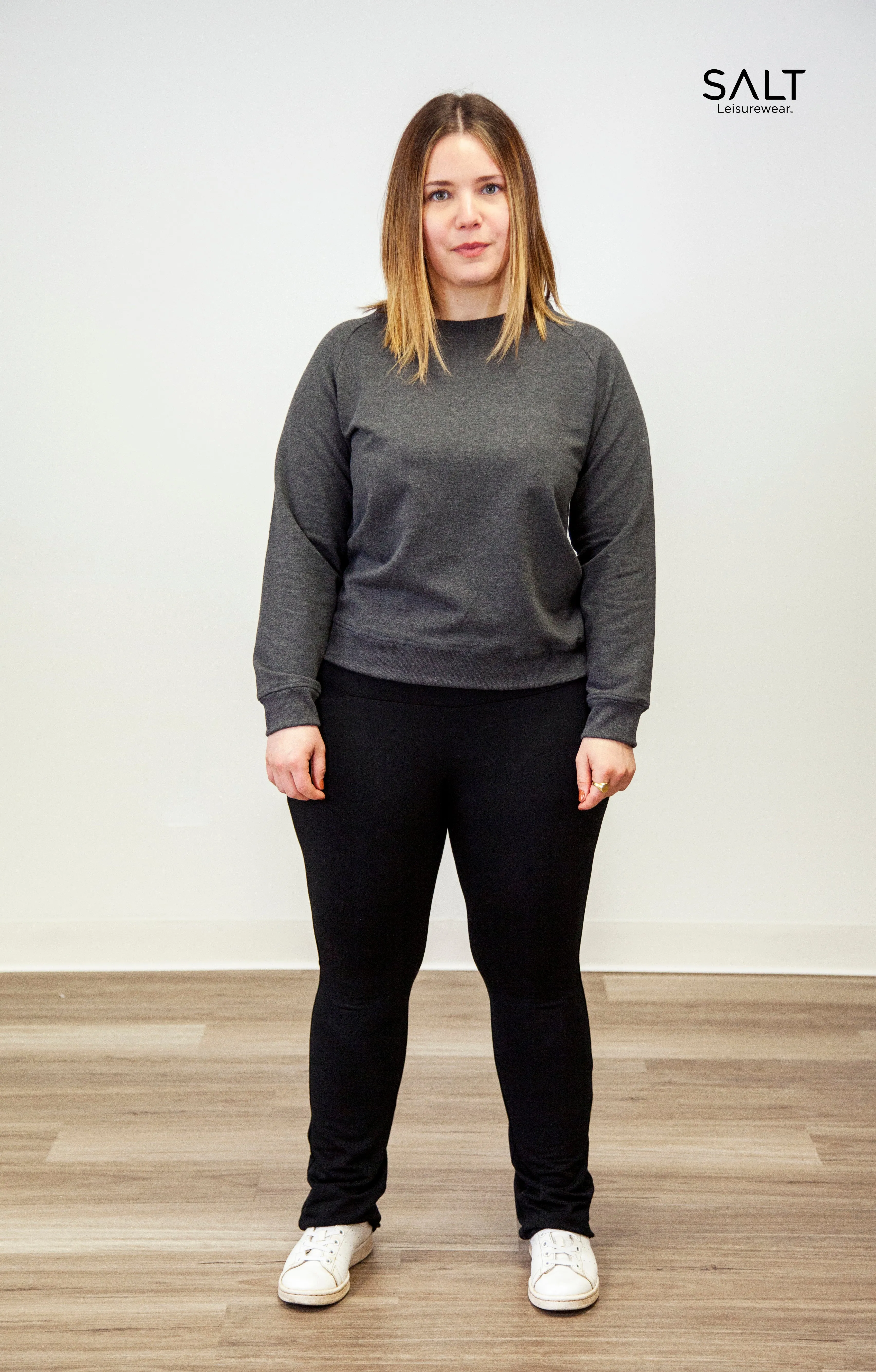 Women’s Bamboo Charcoal Crew Neck Sweatshirt